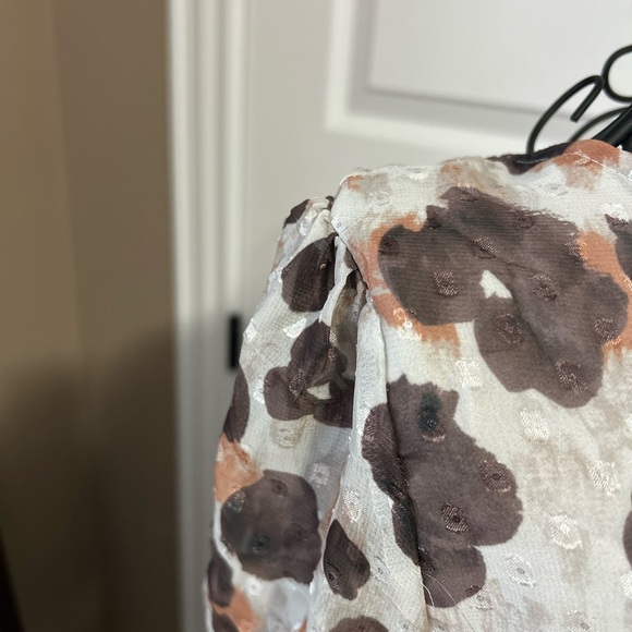 NWT Vici Taupe and Brown Floral Flutter Skirt Boho Dress - Picture 6 of 10